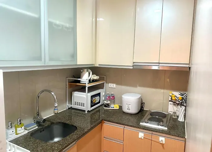 Cozy 1br At Greenbelt Hamilton Makati *